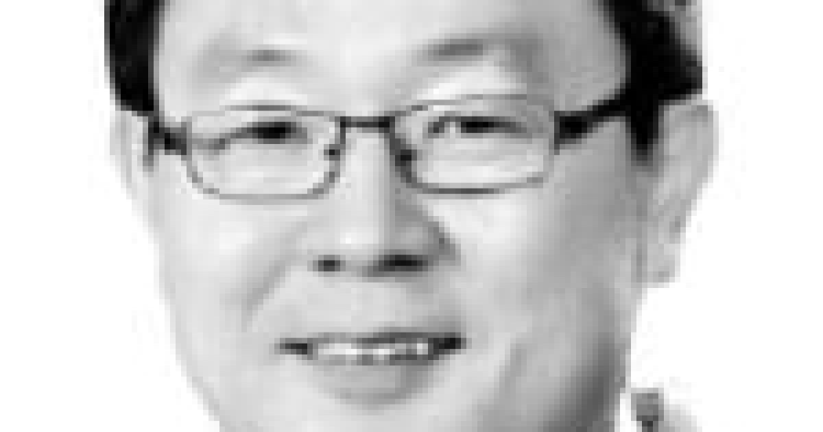 [다산칼럼] "AI와 경쟁하지 마라"