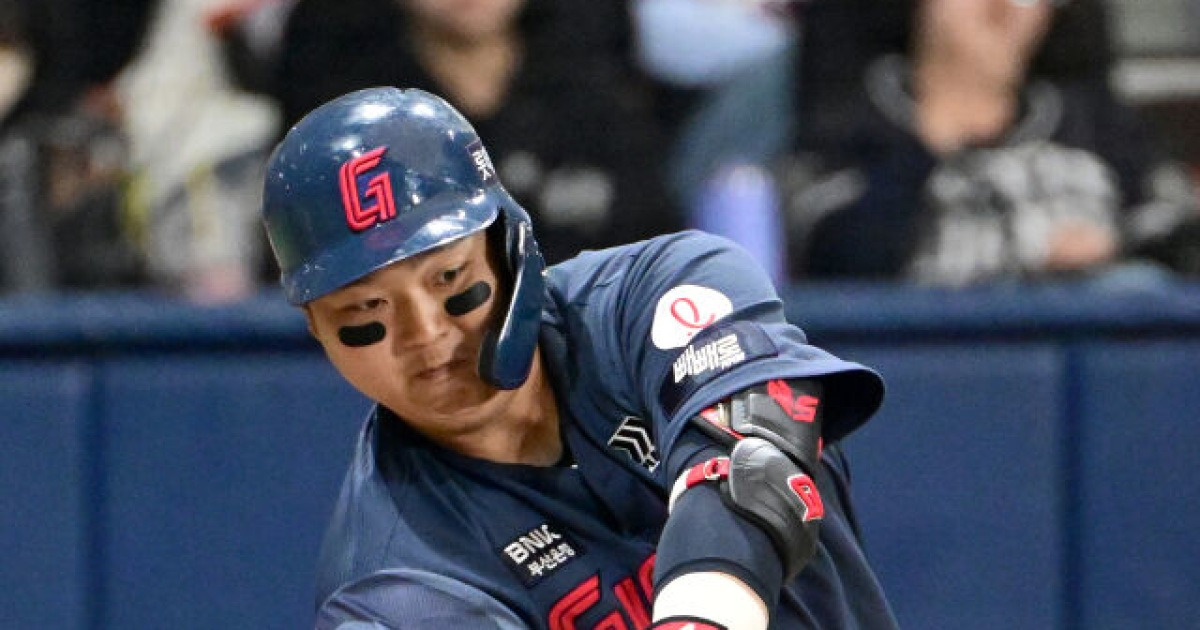 “손을 많이 쓴다” 한동희와 윤동희의 슬픈 공통점…강정호 날카로운 지적, 동희들이 살아나야 롯데가 산다