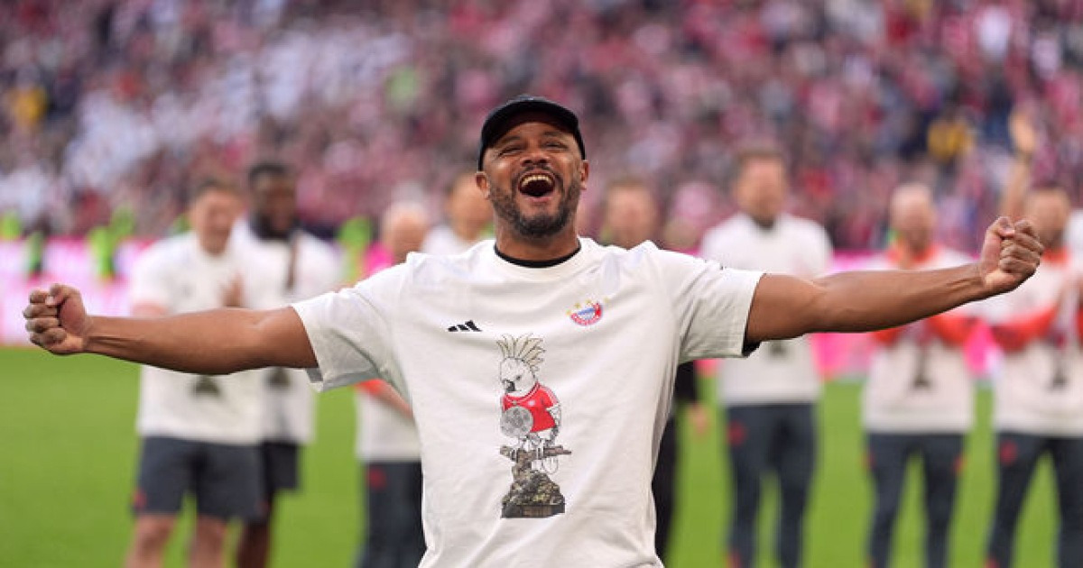 콤파니 감독 모습