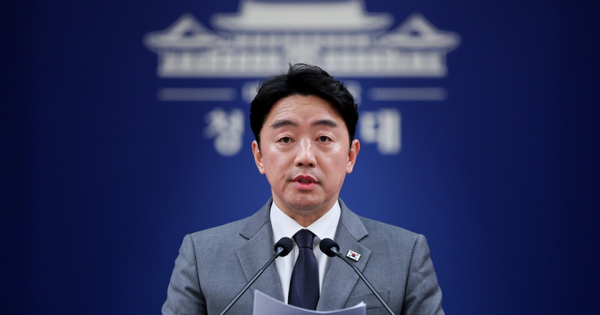 靑 “AI·국제통상 등 ‘전문가 공무원’ 양성…역량 중심 공직문화 정착”