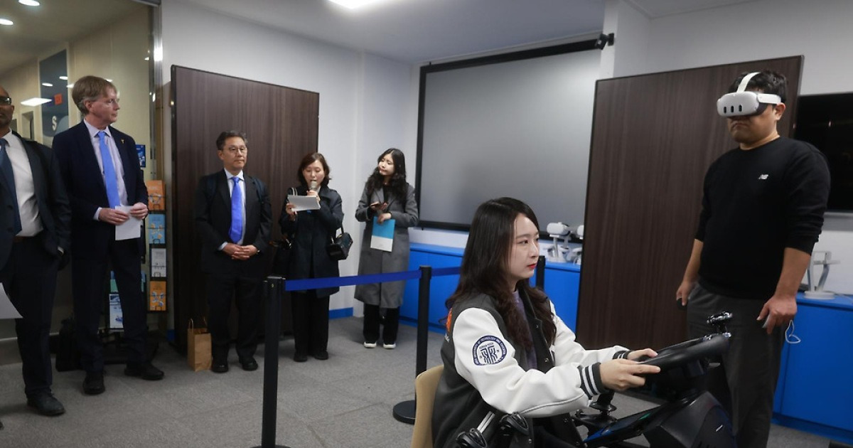 “STEP으로 AI 직업 훈련 역량 강화하세요”