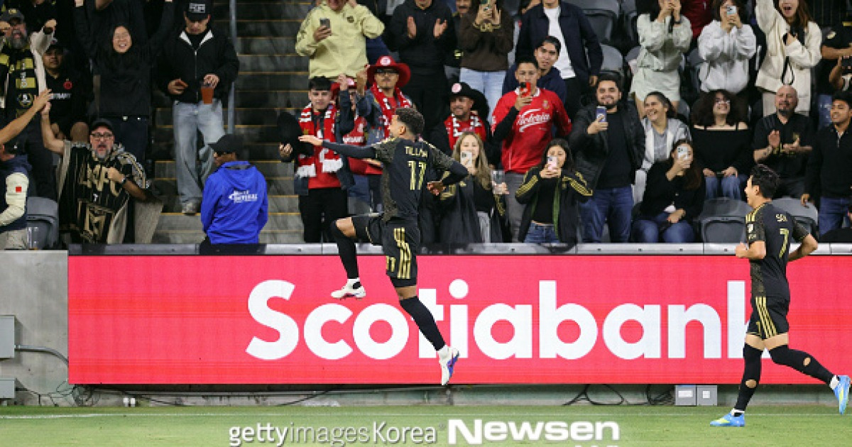 ‘손흥민 2도움 맹활약’ LAFC, 챔피언스컵 4강 1차전 2-1 신승