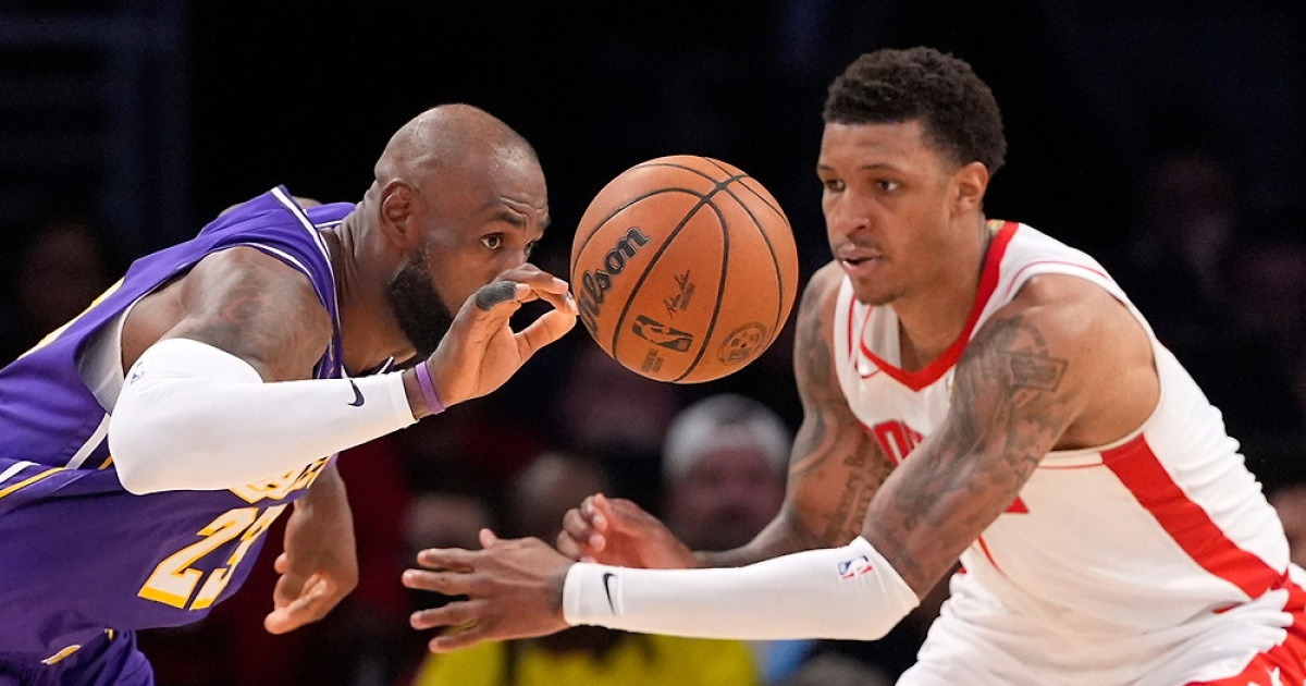 듀란트 없이 또 살아남은 휴스턴, 레이커스 꺾고 PO 1라운드 3연패 후 2연승