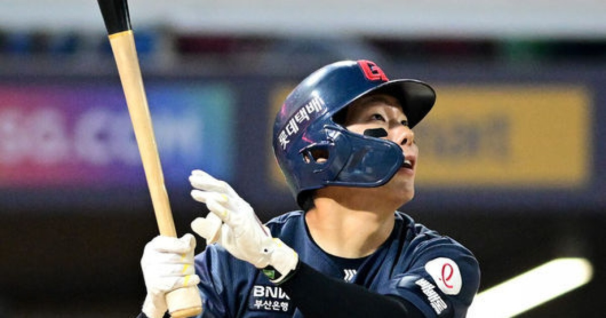 ‘5회까지 무실점’ 베니지아노, 6회 헤드샷 퇴장…머리 맞은 장두성, 대주자 신윤후로 교체 [오!쎈 인천]