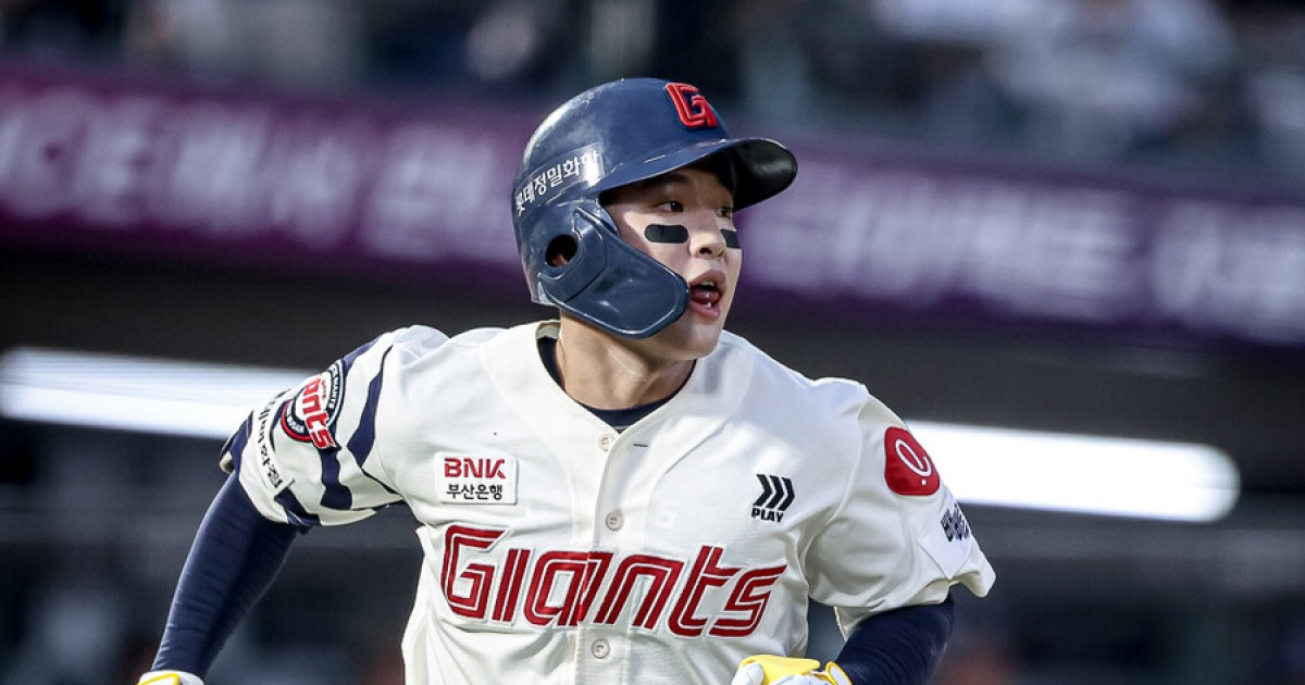 또 번트에 발목 잡힐 뻔한 롯데…성공률 53.8% 압도적 꼴찌, 한두 명의 문제가 아니다