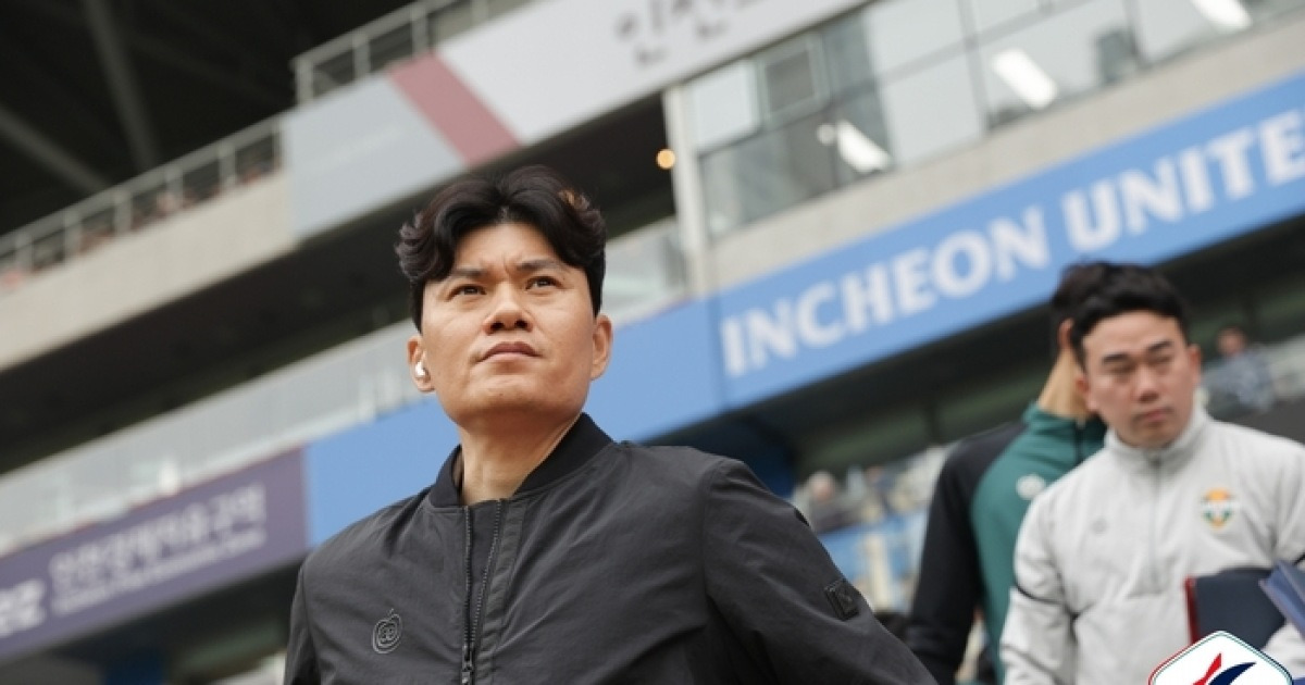 ‘가장 트렌디하고 완성도가 높다’ 강원 플랜A ‘게겐 프레싱’ 전반전은 반코트가 패시브…정경호 감독, 현재 K리그에서 가장 빛나는 전술가