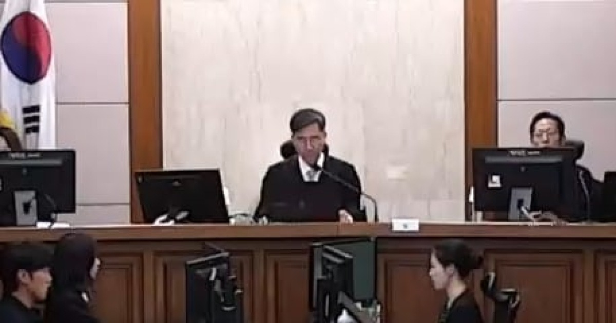 Judge who convicted South Koreaâs former first lady last month is found de@d