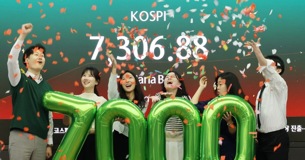 [코스피 7000시대] 꺼지지 않는 버블론에도 AI가 결정적… 삼전닉스가 일등공신