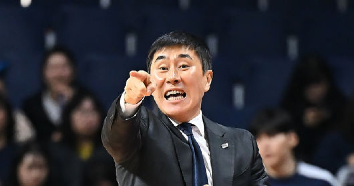 '1차전 승리' 이상민 KCC 감독, 2차전 앞두고 "오늘 이긴다면 기세 이어갈 수 있어" [현장인터뷰]