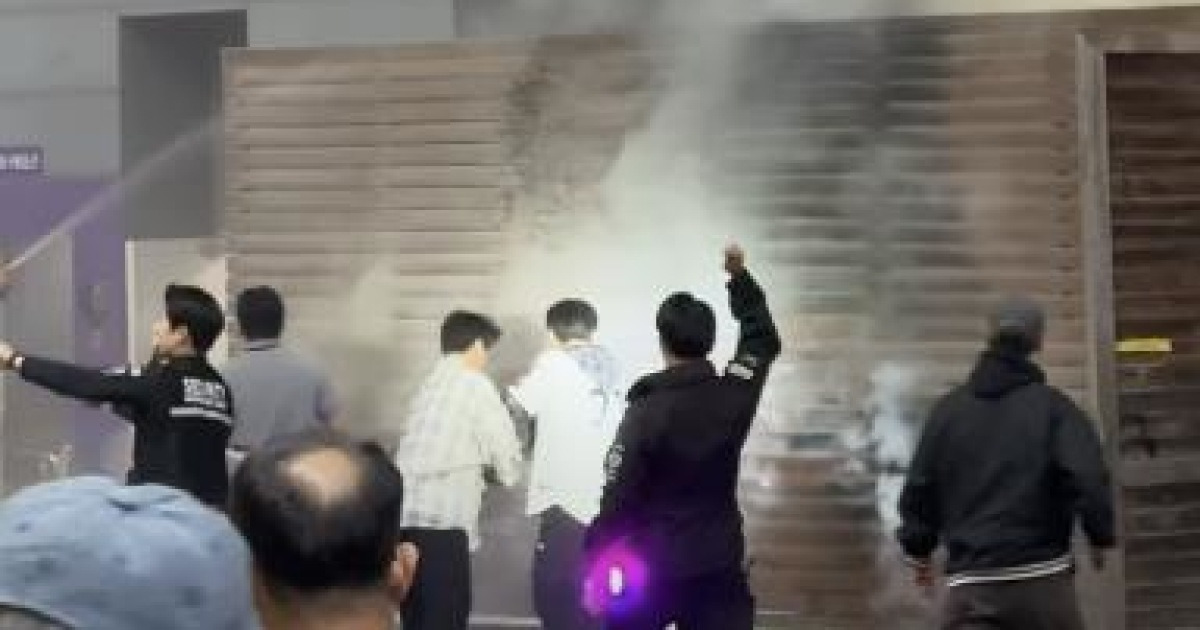 수원구장 화재, 프로야구 관람하던 휴무 소방관들이 진압