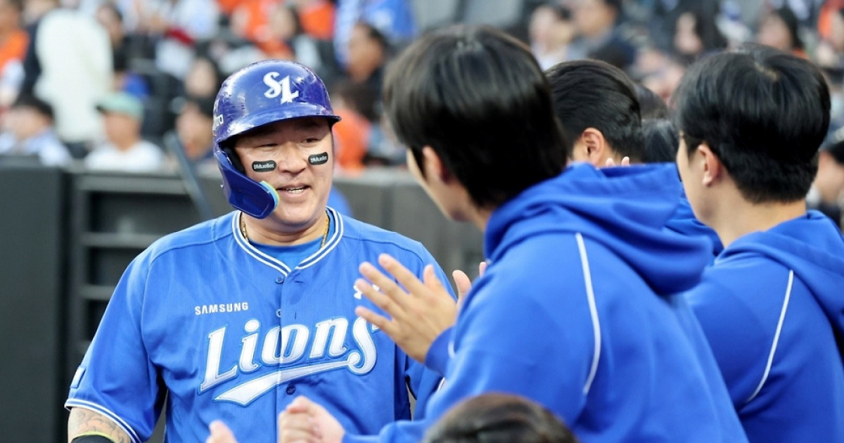 '와' 43세 FA 타자가 '타율 0.365' 타격왕 경쟁이라니... 최형우, 안타 6개면 '또' KBO 새 역사다