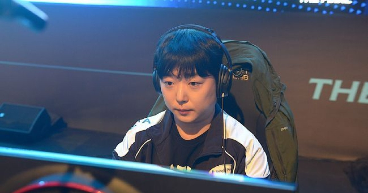 ‘미러클 보이’ 신상문, 절묘한 타이밍 러시로 3세트 만회…1-2 추격 [ASL]