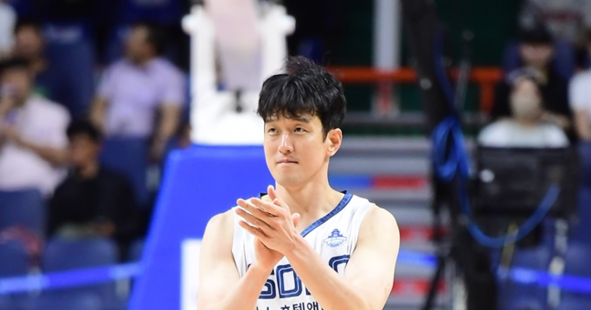 "호텔 한 층이 욕설로 가득할 정도로..." 통한의 역전패로 침울했던 순간, '캡틴' 정희재 리더십 빛났다 [부산 현장]