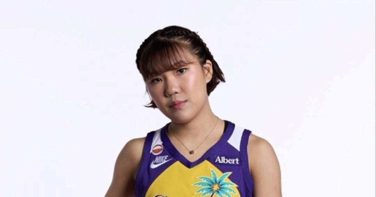 '韓 역대 3번째' 박지현, 꿈의 WNBA 데뷔전 치렀다... 개막전 '1분 52초'
