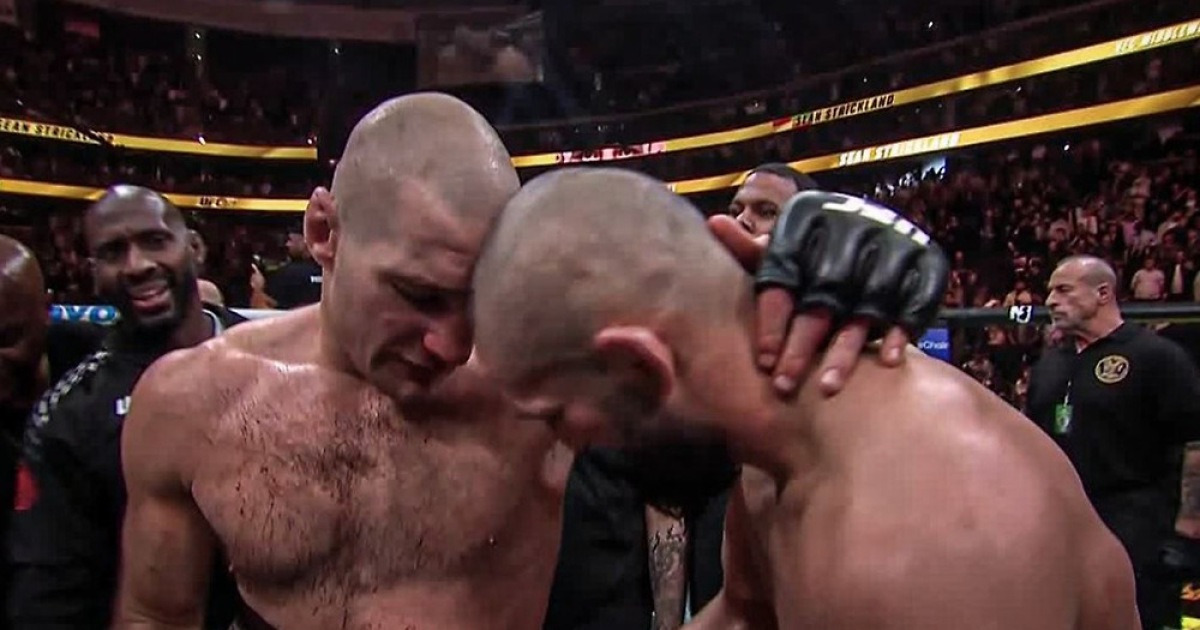 "내가 선 넘었다, 미안하다" UFC 328 최고 대반전, 스트릭랜드 '사과'였다…경기 전 인종+종교 도발→승리 직후 태세 전환 화제