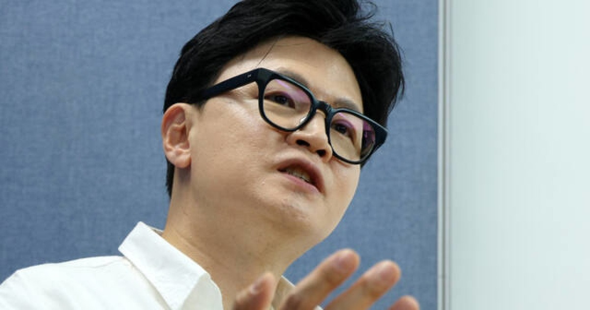 한동훈 “청와대 AI수석 지낸 하정우, ‘AI국민배당금’ 찬성하나”