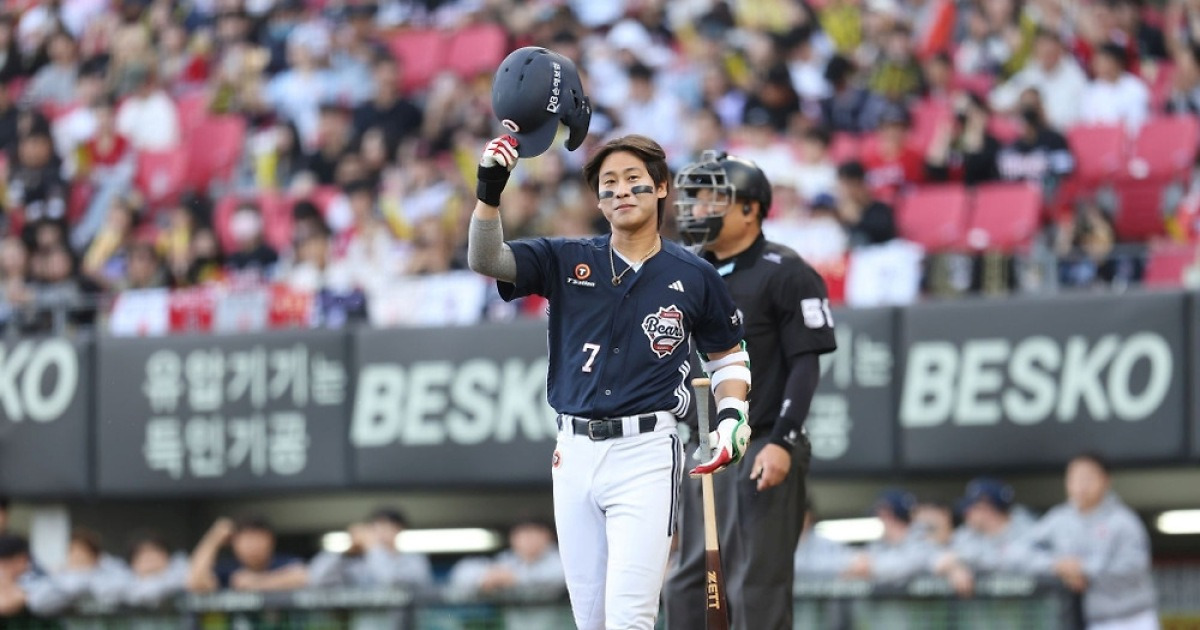 "두산 솔직히 실망 많이 했다" 前 KIA 80억 FA '작심 발언', 그리고 이적 후 첫 친정 방문→'깜짝 선물'에 담긴 진심과 90도 인사