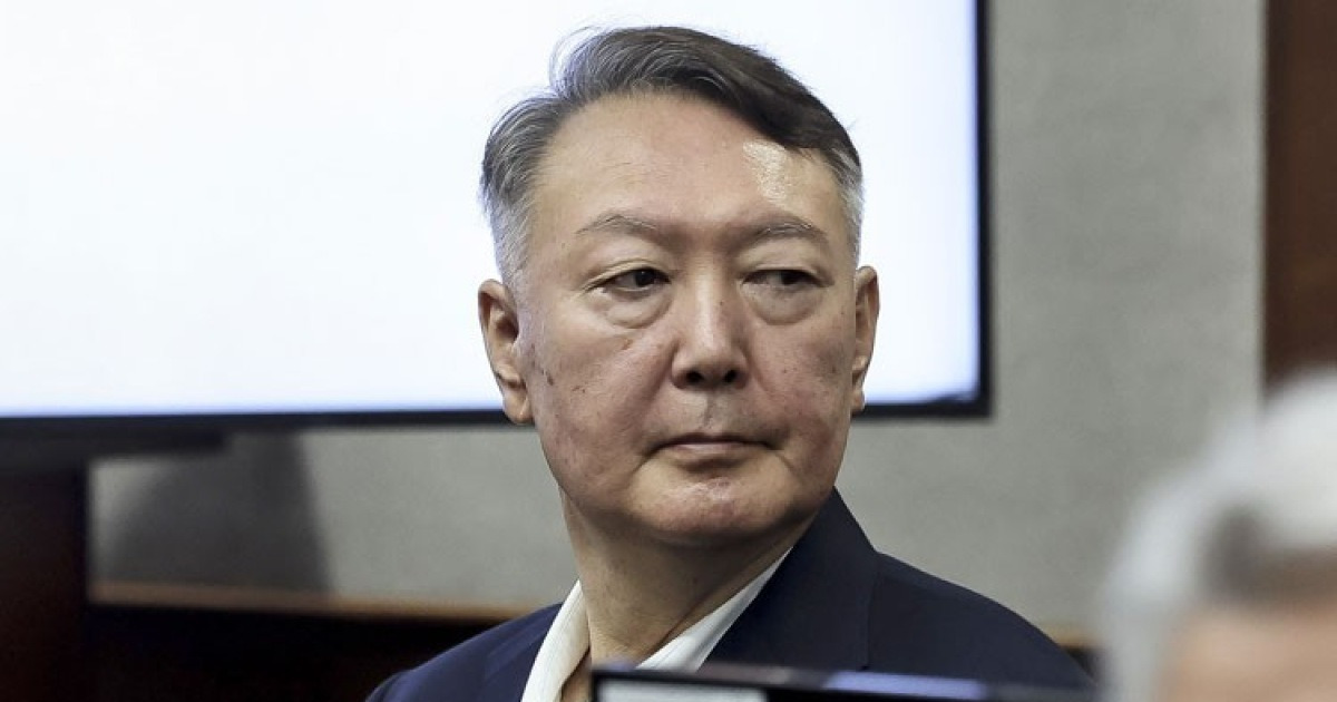 윤석열, 내란 재판 법관 기피신청…
