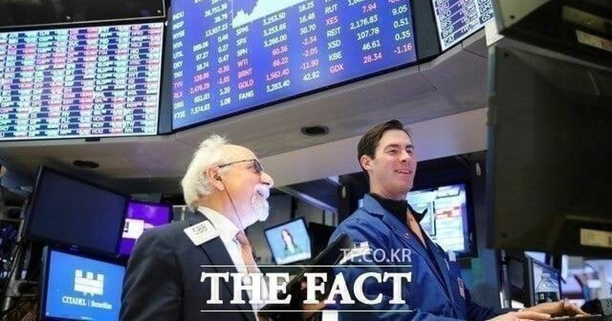 뉴욕 증시, AI랠리에 혼조 마감…엔비디아 2.29%·애플 3.28%↑