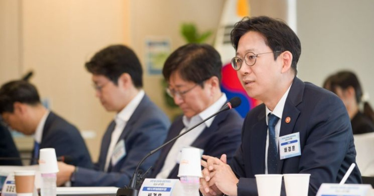 [초동시각]코스피 8000 시대, AI 투자도 대전환 시급