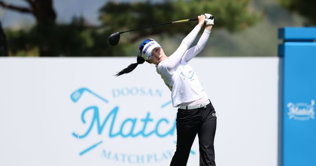 '2연패 도전' 이예원, KLPGA 두산 매치플레이 5조 선두…홍정민·박현경도 2승