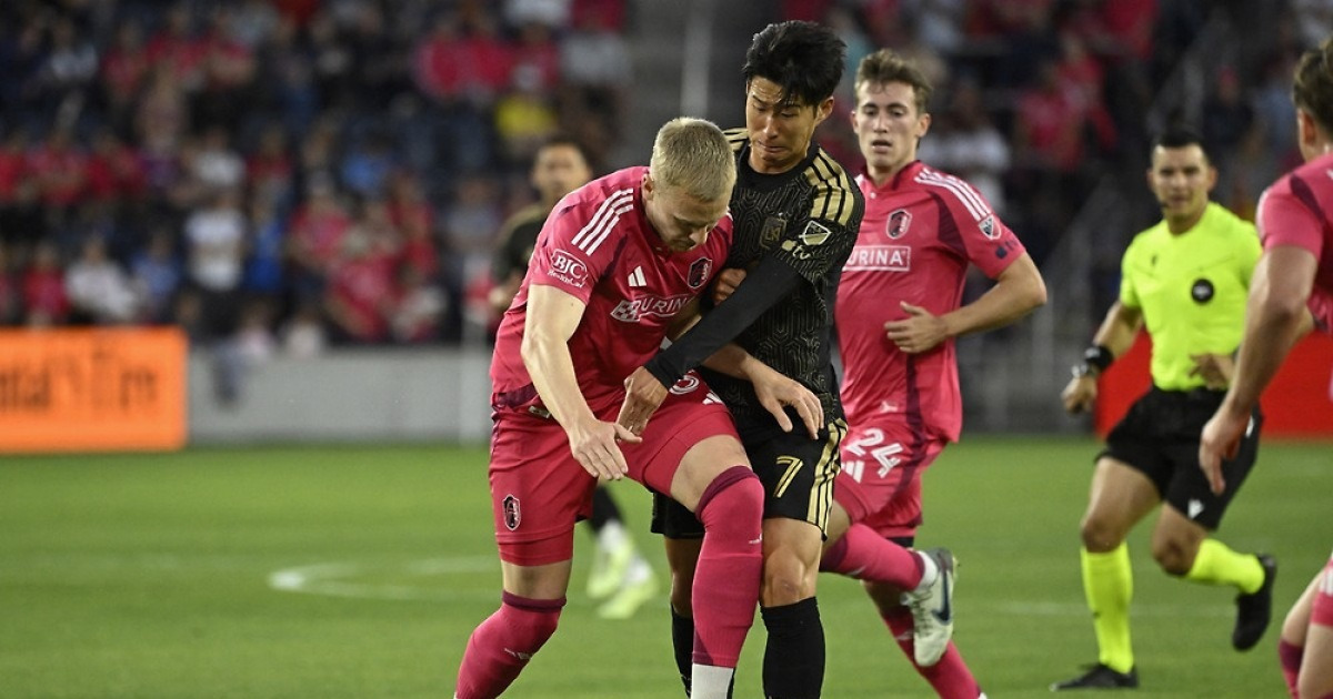 '손흥민 풀타임' LAFC, 정상빈 뛰는 세인트루이스에 1-2 패