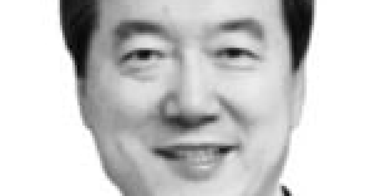 [시론] 젠슨 황이 시사한 AI 쓰나미