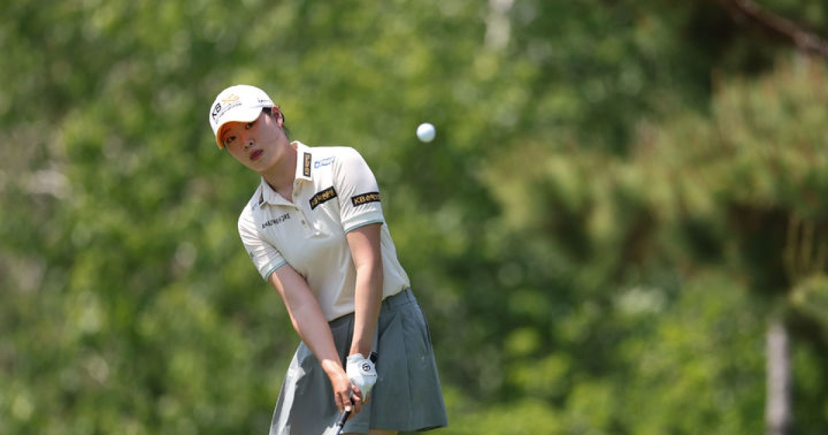 방신실·홍정민 등 KLPGA 두산 매치플레이 16강행…이예원·박현경 탈락