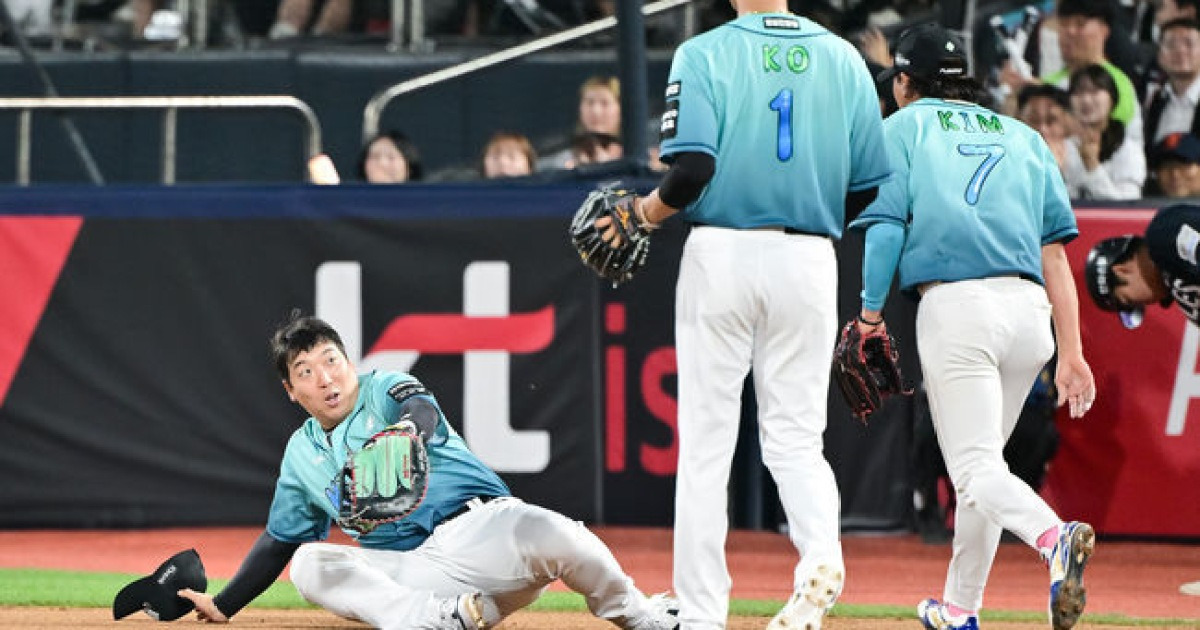 KT 위즈 김현수 경기 장면