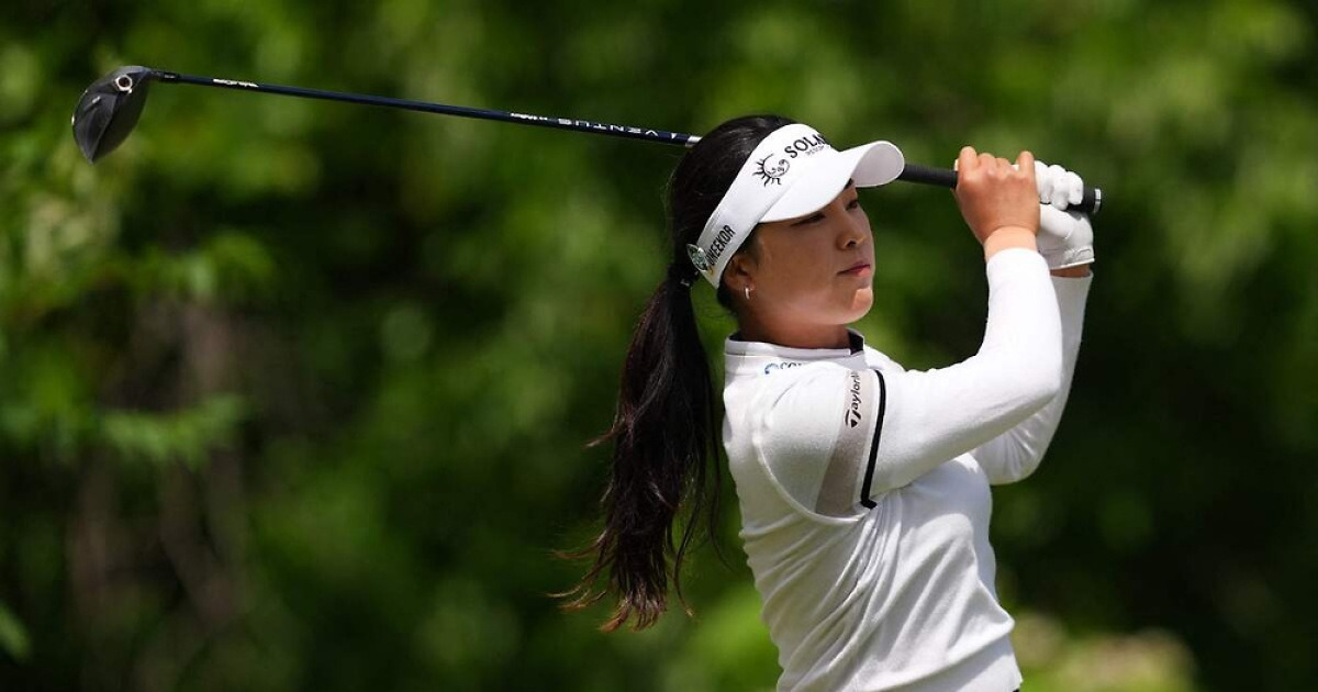 ‘장타 여왕’ 윤이나, 282야드 폭발... LPGA 데뷔 첫 승 정조준