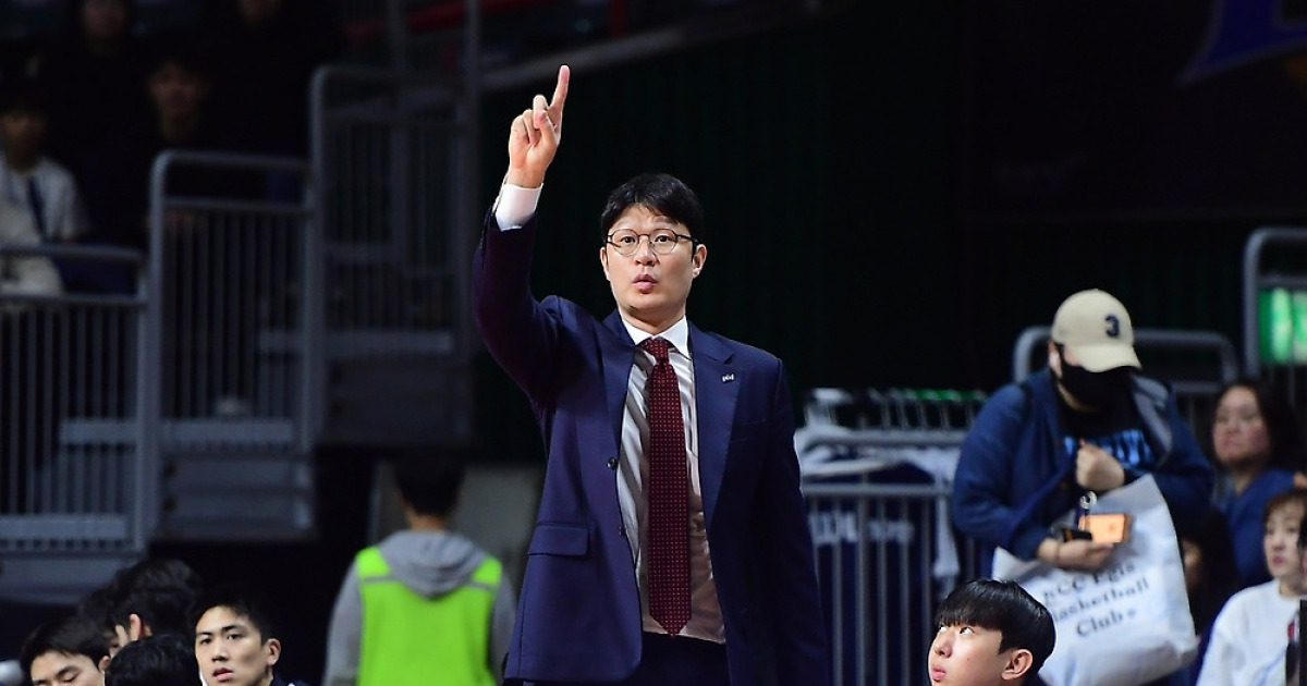 ‘대박’ KBL 첫 ‘형제 단장-감독’ 뜬다···DB ‘이규섭 감독 선임’ 이흥섭 단장과 함께 팀 이끈다