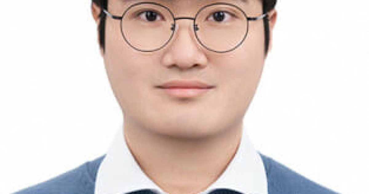 [안광섭 AI 진테제] AI 스마트폰이 삼킨 메모리, 메모리를 삼킨 AI