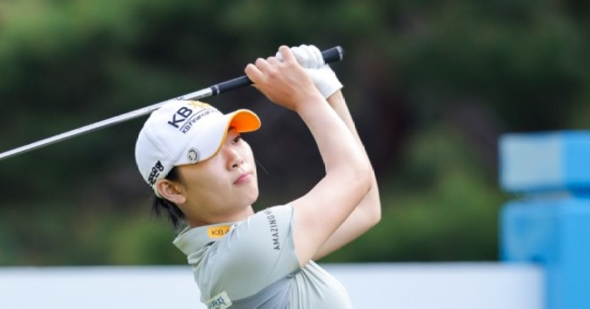 '38홀 사투, 5연승' 방신실, 두산 매치플레이 4강에 안착...시즌 첫 우승 보인다