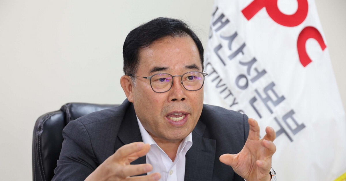 "AI자격시험 1급 합격하니, 직원도 따라와"