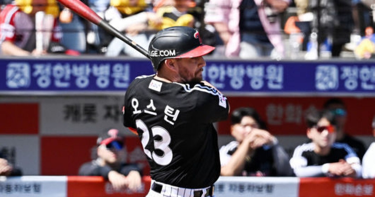 오스틴 연타석 홈런+문정빈 마수걸이 홈런 폭발! LG, SSG 6-4 제압…2연속 루징시리즈 탈출 [인천 리뷰]