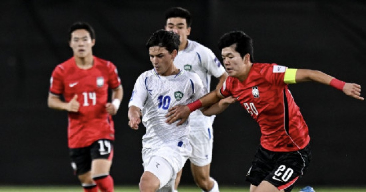 '한·일전 불발 아깝다!' 韓, 우즈베크에 2-2 무승부→승부차기 3-5 패배…U-17 아시안컵 4강행 무산