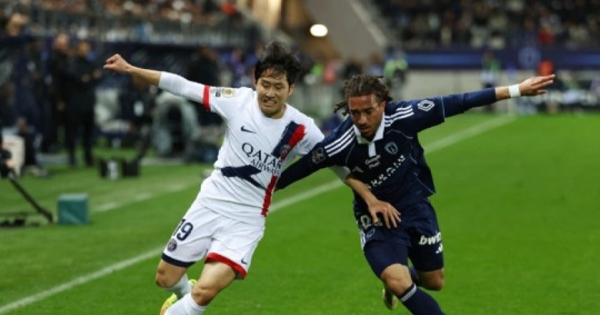 '5연패 확정 뒤의 김 빠진 파리 더비' 이강인 복귀에도 PSG, 파리FC에 1-2 역전패