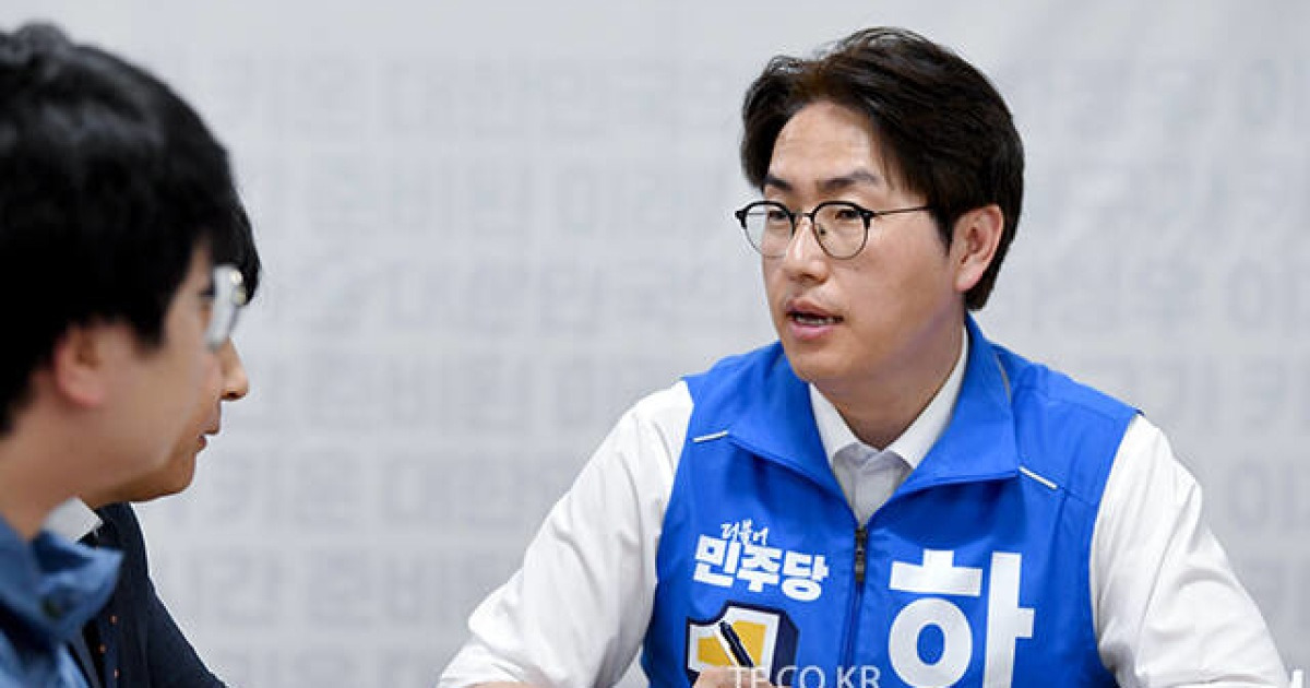 부산 AI기업 만난 하정우 후보 [TF사진관]