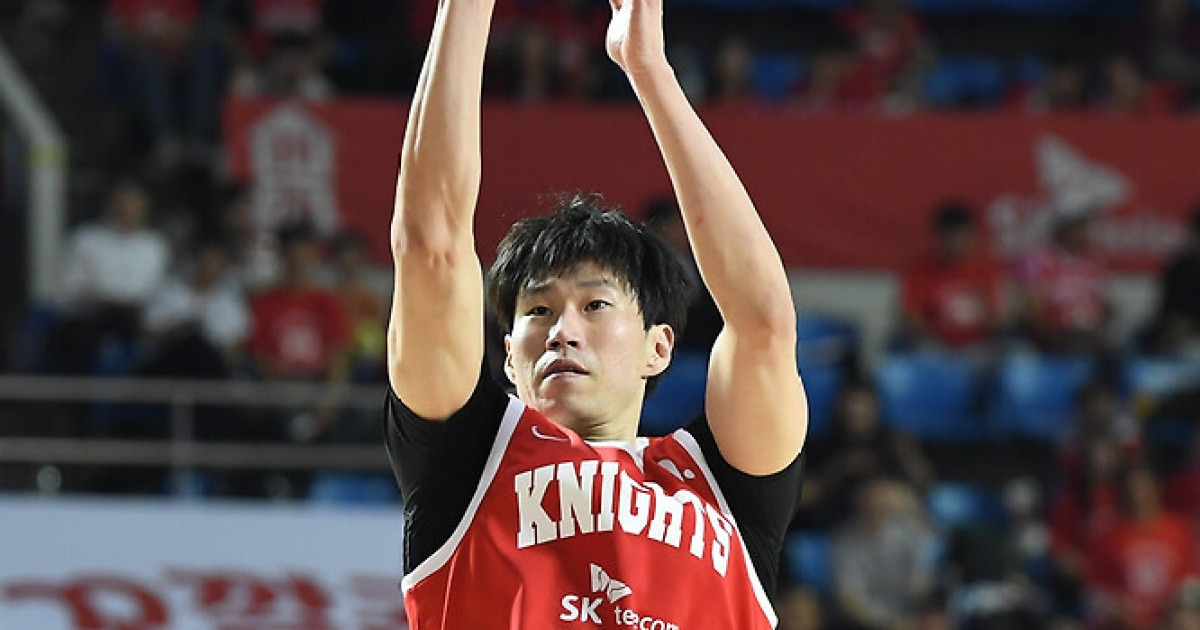 KBL 주요 FA 오세근 관련 이미지