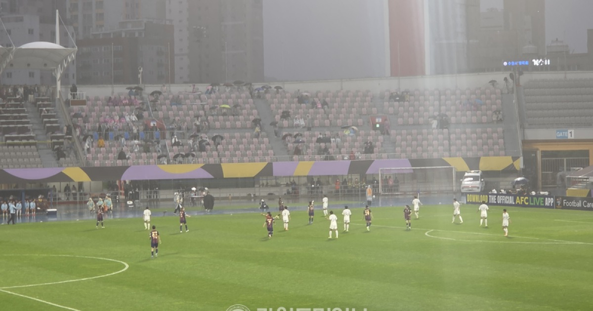 수원FC 위민, 북한 ‘내고향여자축구단’에 1-2 역전패…AWCL 결승행 불발