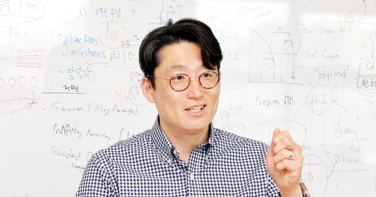 AI는 이런 사람들이 써야합니다…암세포 자폭부대 만든 이 남자