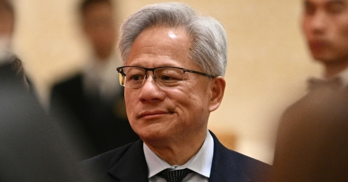 젠슨 황 "중국 AI칩 시장, 화웨이가 대부분 차지"