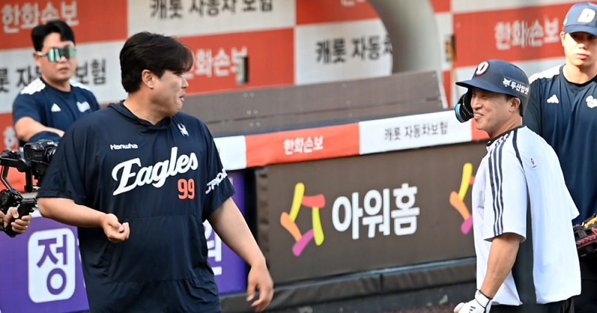 '친구야 내 왔데이~' 손아섭, 양의지와 함께 이적 후 첫 대전行…류현진 홈구장서 절친 셋 '폭풍 재회'