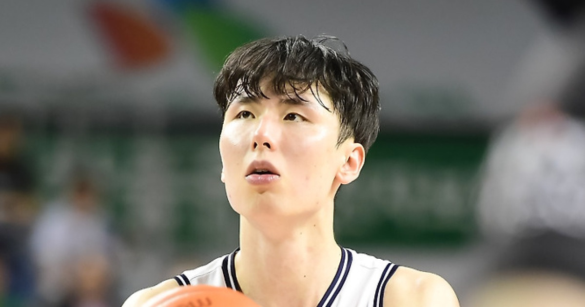 KCC 우승 주역 송교창 임의탈퇴 공시, 해외 진출 도전