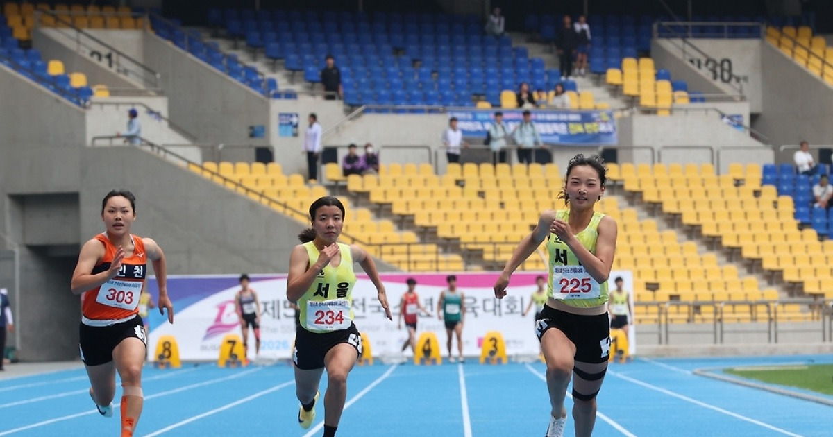 육상 왕서윤, 소년체전 여중부 100m서 28년 만의 대회 新…11초92