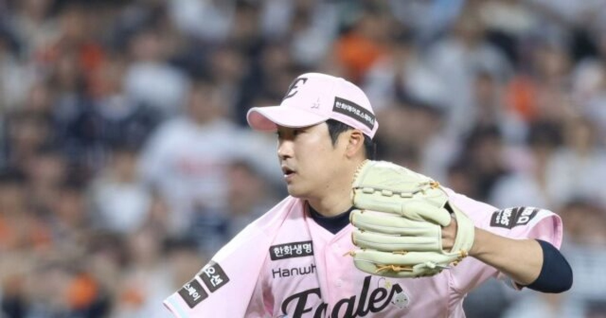 한화가 김서현 더 이상 그리워하지 않아도 되나…류현진 투구론 완벽흡수한 33세 우완, 인생역전 도전