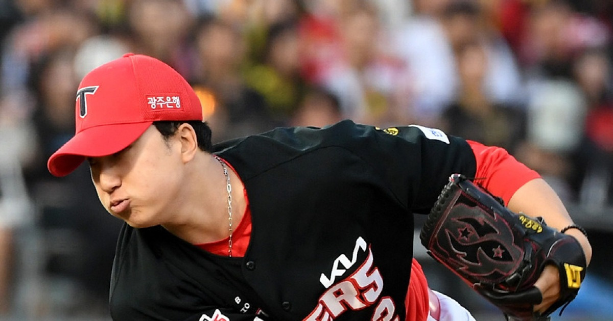 '드디어' 역대 최연소 역사 쓰나, KIA 마무리 임시 교체 예고…"기록 달성하고 넘어가는 게"[광주 현장]