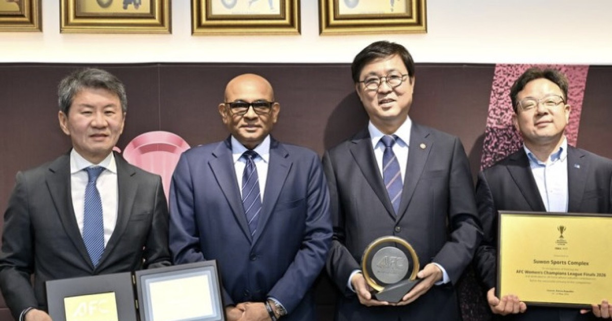 정몽규 회장 이건 잘했다!…"수원FC 위민 멋진 선전, 아낌 없는 박수 보낸다" 먼저 언급→"北 내고향도 축하" 짧게 코멘트