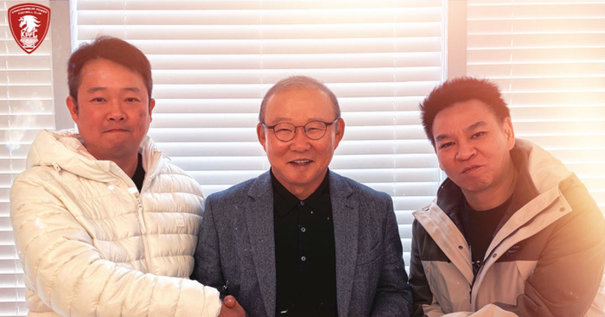 박항서 감독, 태국 2부 칸차나부리 지휘봉 잡는다…월드컵 이후 부임, 새 신화 도전
