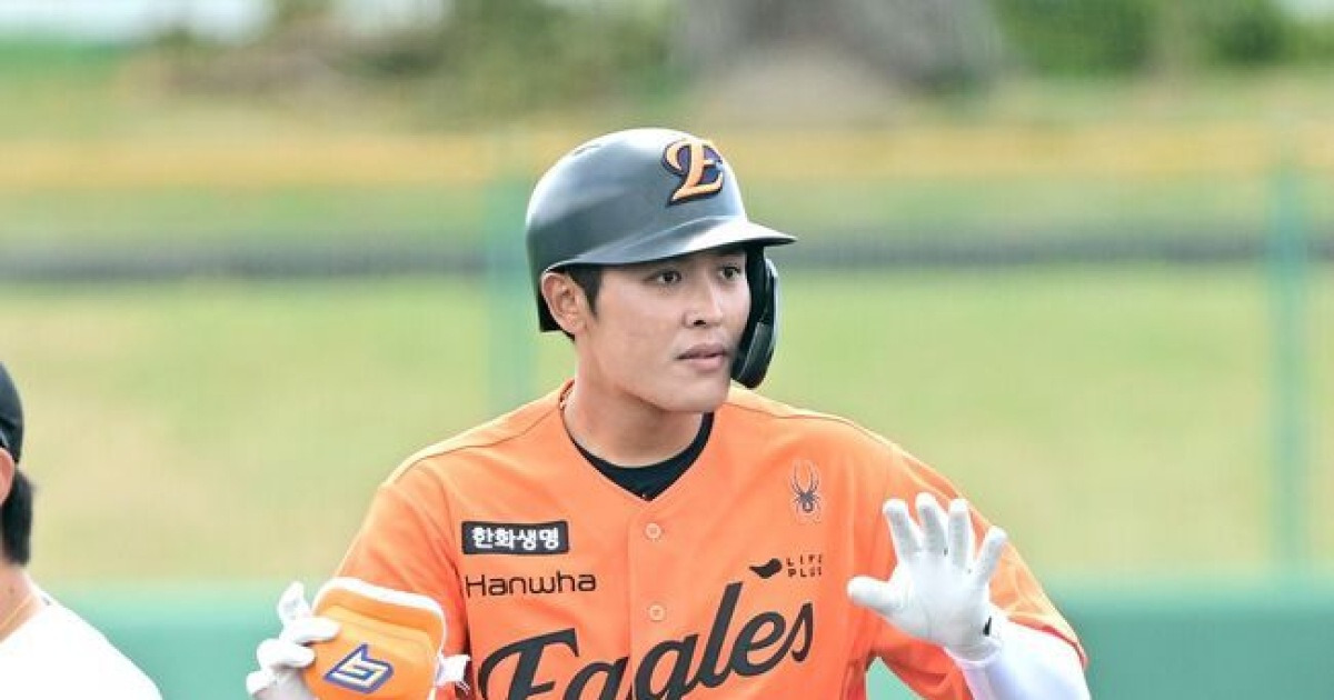‘포수→1루수→외야수’ 한화 거포 유망주, 2루타-안타-안타-안타 '4안타' 폭발...한화 2군, 15점 뽑으며 30승 선착